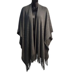 Soul Young Women's Green Fringed Knit Poncho Cardigan Cap Size One Size Fits All